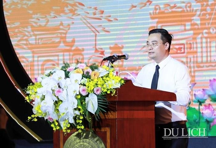 Chủ tịch Ủy ban nhân dân huyện Thanh Oai Bùi Văn Sáng phát biểu Khai mạc Lễ hội
